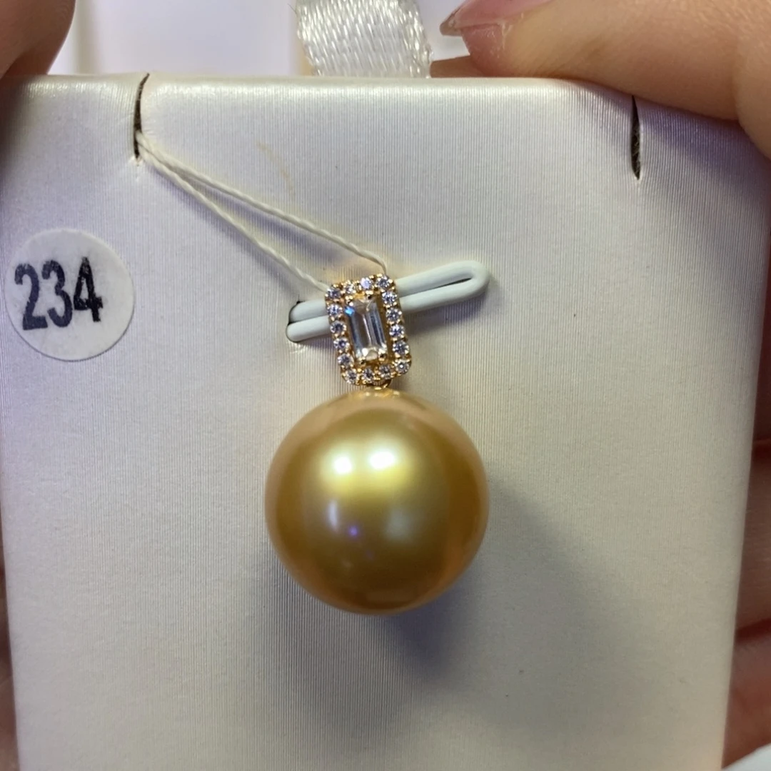 海水珍珠吊坠(不含链)18K金镶嵌