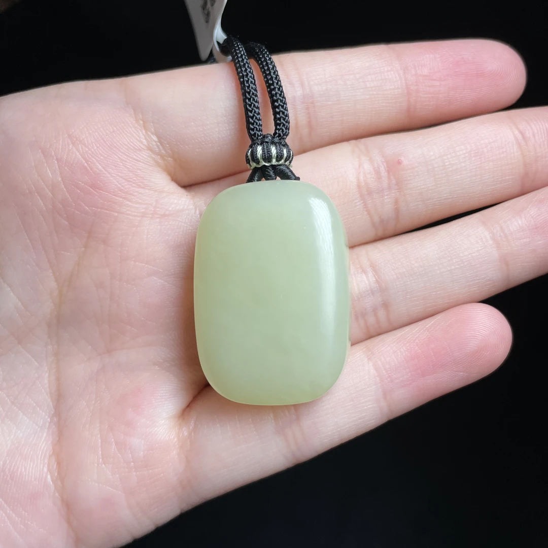 【玉总珠宝】天然和田玉黄口无事牌吊坠项链多样性发一CAN1450138