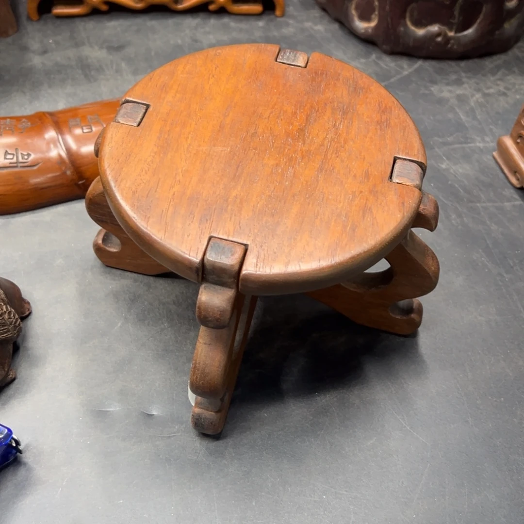 汝***平花梨木圆形高底座