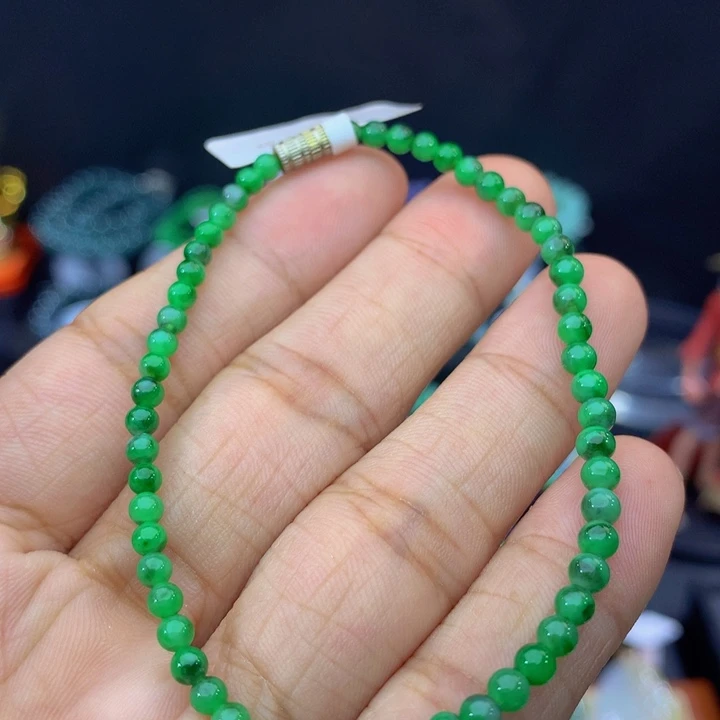 翡翠挂件未镶嵌翡翠 3+