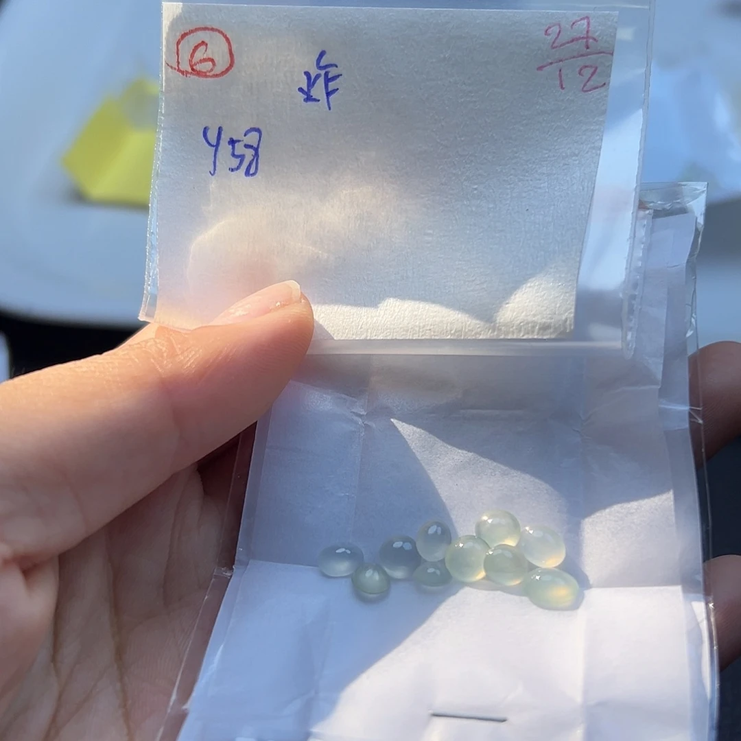 定制翡翠未镶嵌翡翠