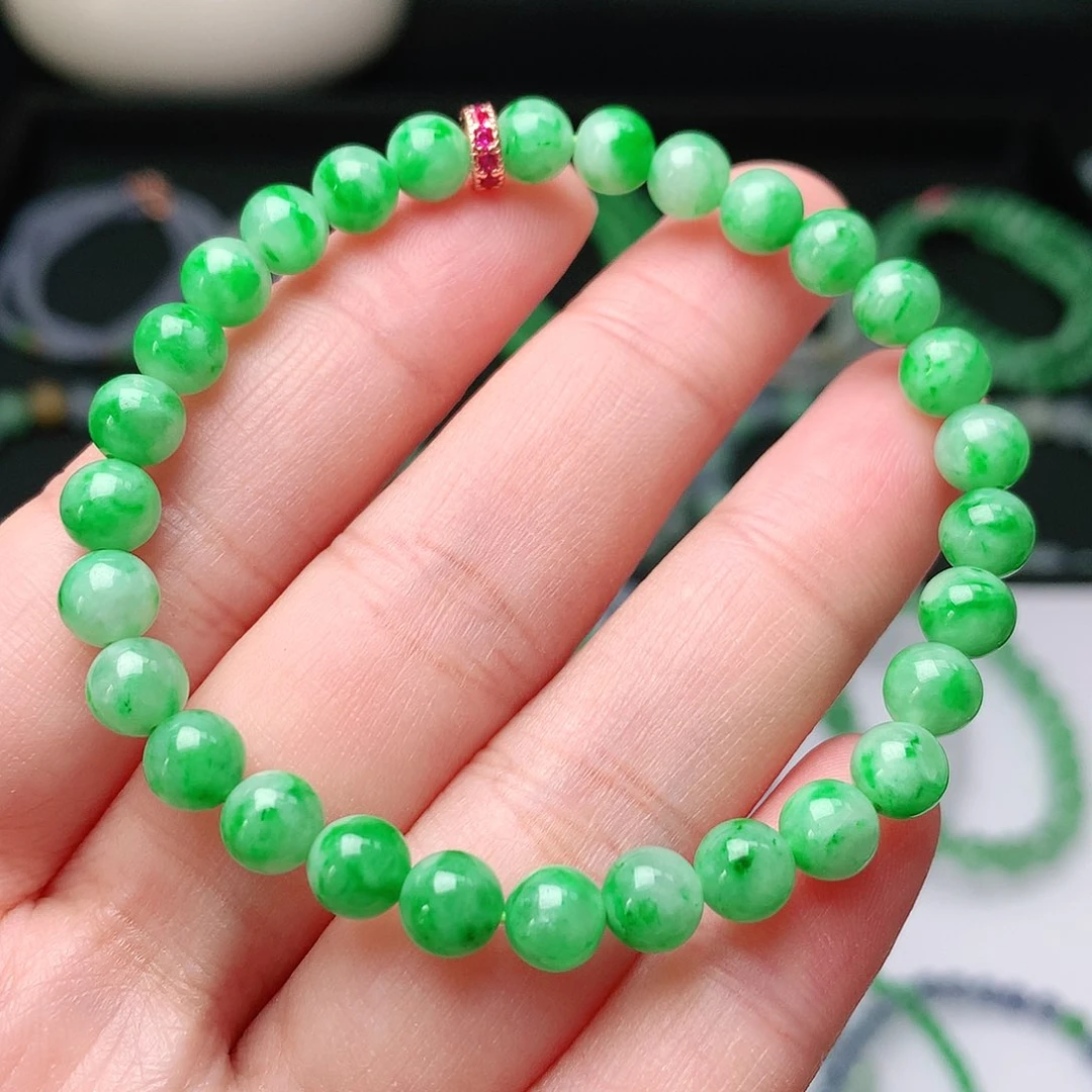 翡翠手链未镶嵌翡翠