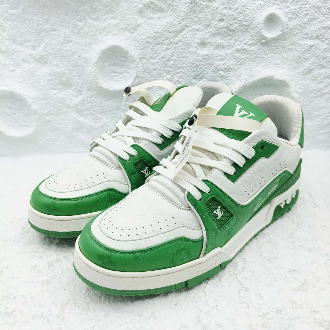 99新 LouisVuitton/路易威登 8码/42码/白绿浮雕Trainer板鞋