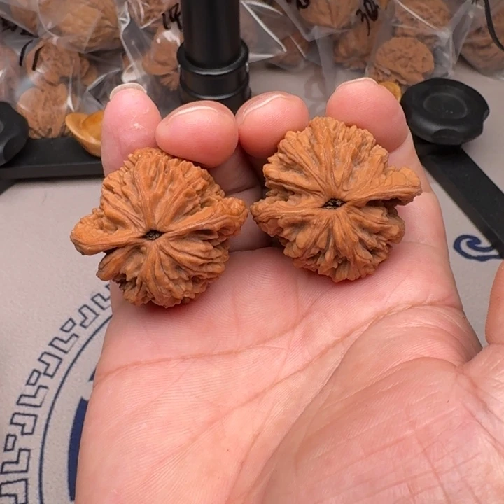 把件桃核山地麦虎40尺34