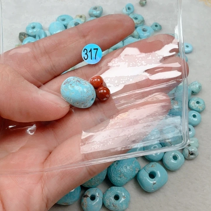 南红玛瑙未镶嵌珠宝奇石