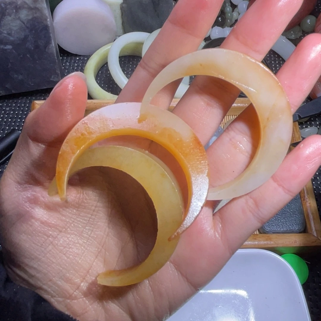 未镶嵌和田玉珠宝半成品