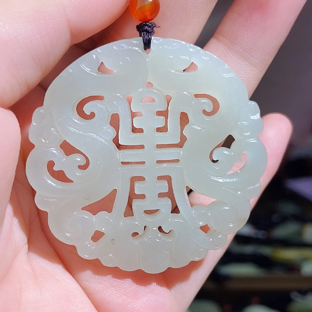 颈饰未镶嵌和田玉