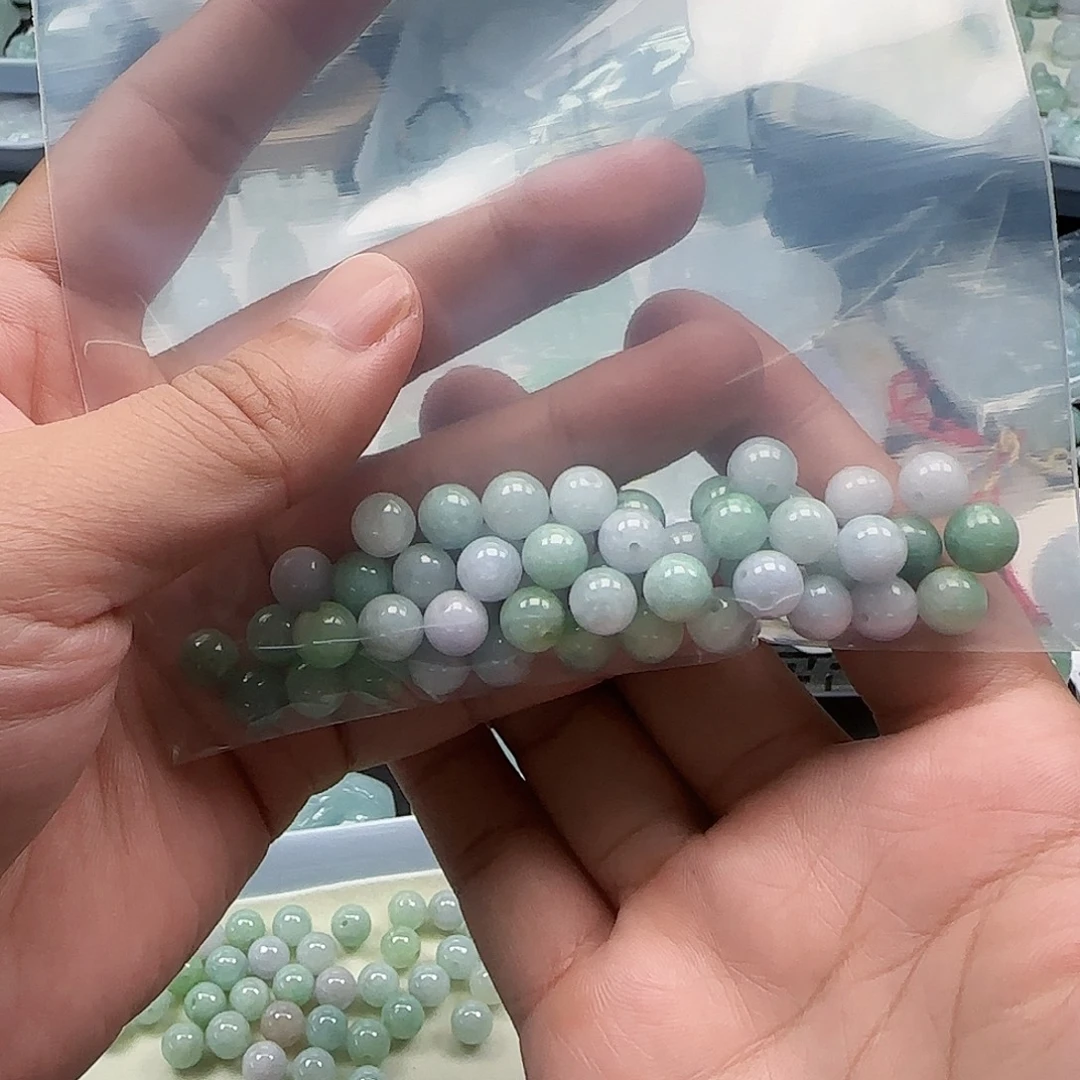 糖***甜翡翠未镶嵌颈饰天然A货缅甸翡翠