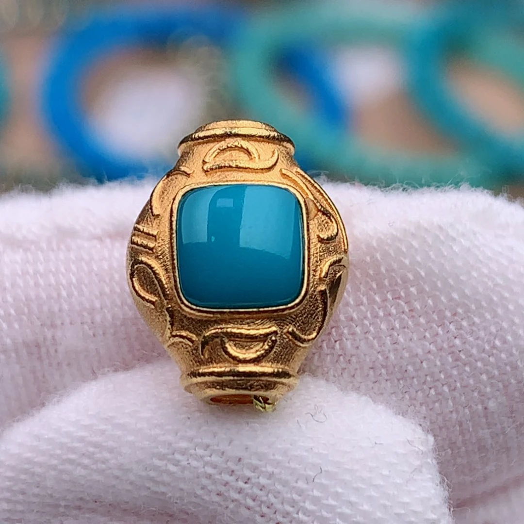 18K金镶嵌绿松石珠宝奇石备云