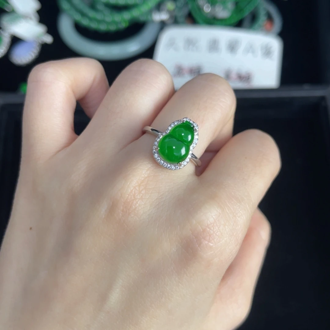 翡翠银S925镶嵌戒指葫芦戒指