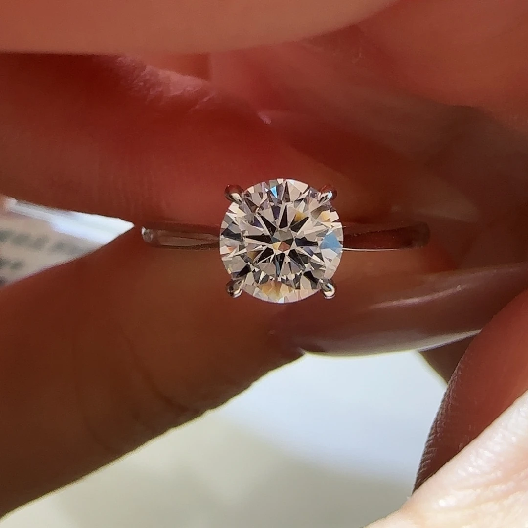 铂Pt950镶嵌实验室培育钻石经典四爪80分11-17