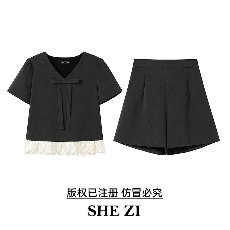 奢姿【浅熹蝶梦】大码女装显瘦时尚小香风系带荷叶边上衣短裤两件套