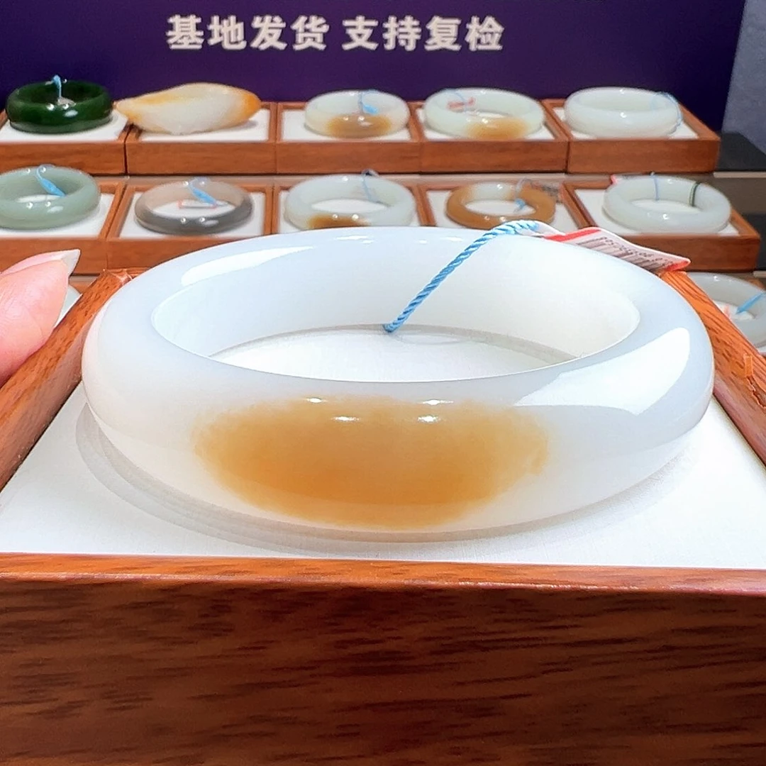 和田玉手镯58/57未镶嵌