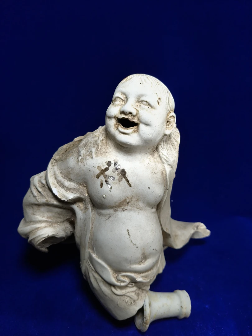 素胎，刘海，立件，残像残器瓷片。。尺寸品相如图。