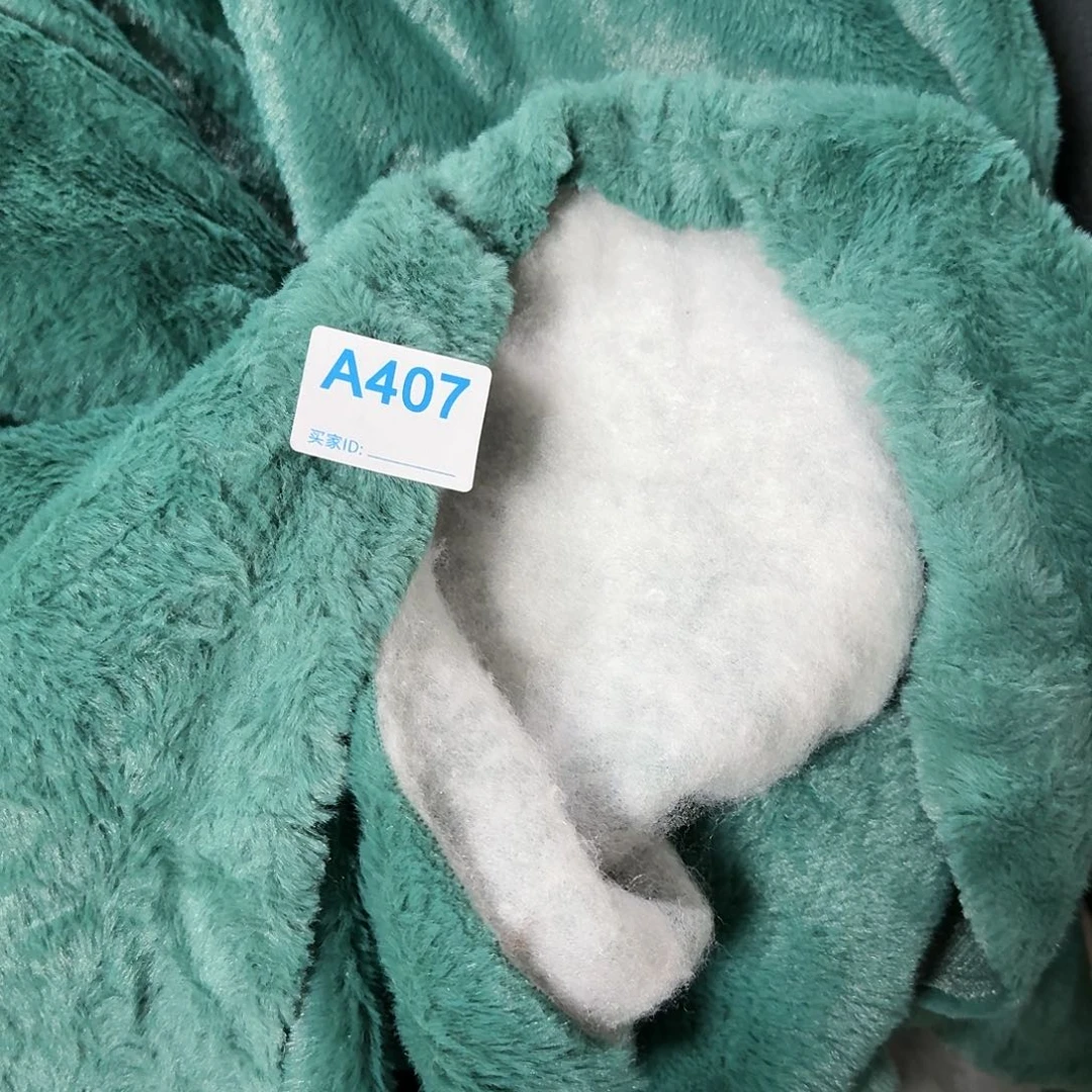 绿色兔毛加棉15元3米407