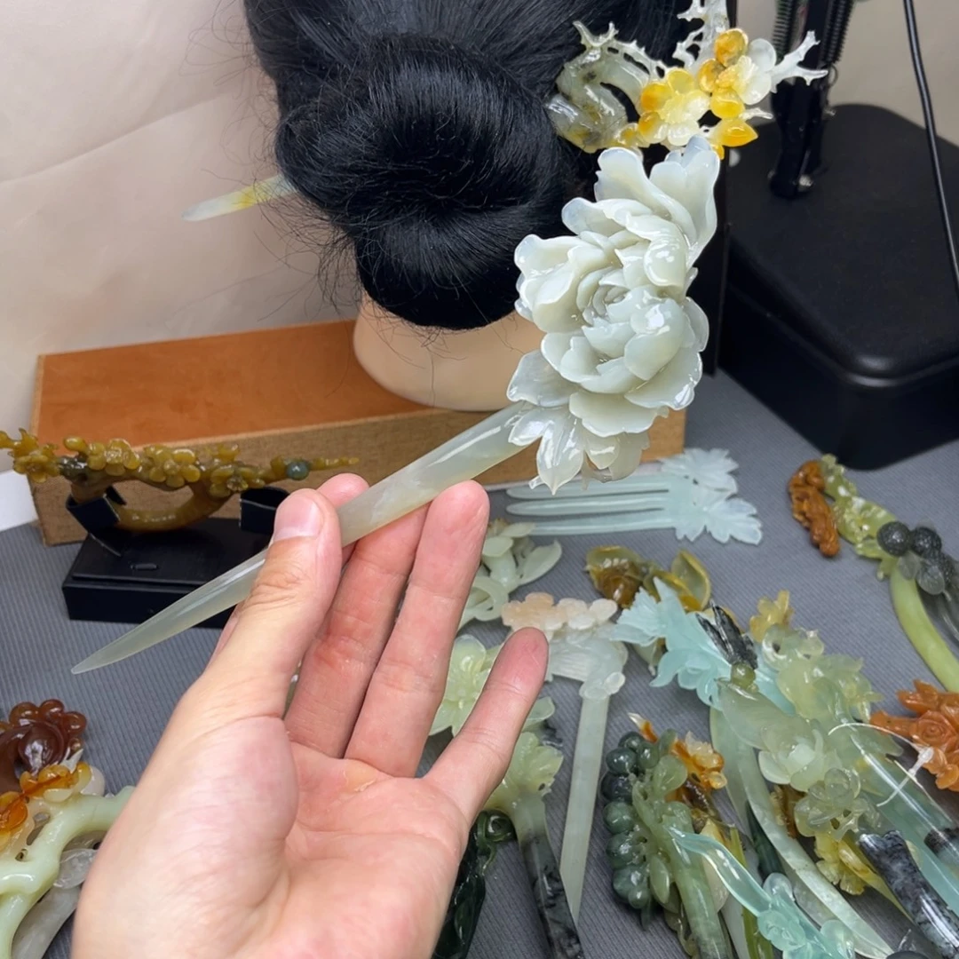 蛇纹石玉未镶嵌发饰