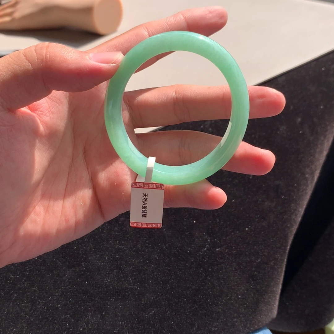 翡翠未镶嵌手镯34号54贵妃