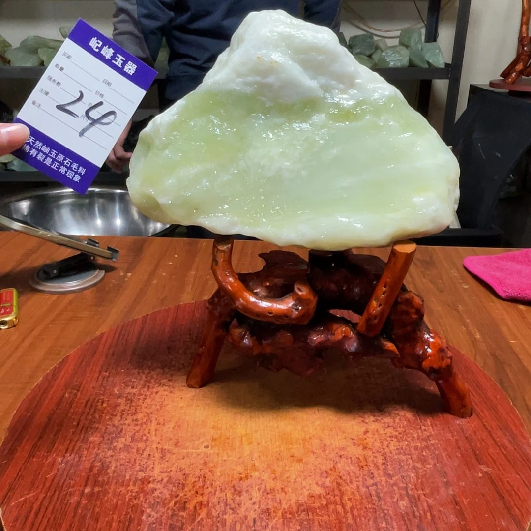 蛇纹石玉未镶嵌原石24