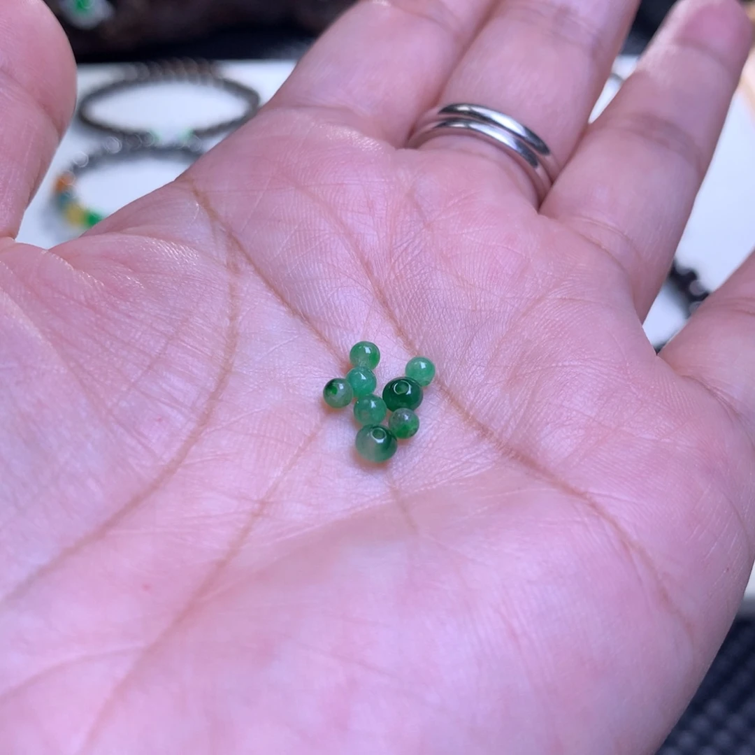 未镶嵌手链翡翠O****e翡翠珠子