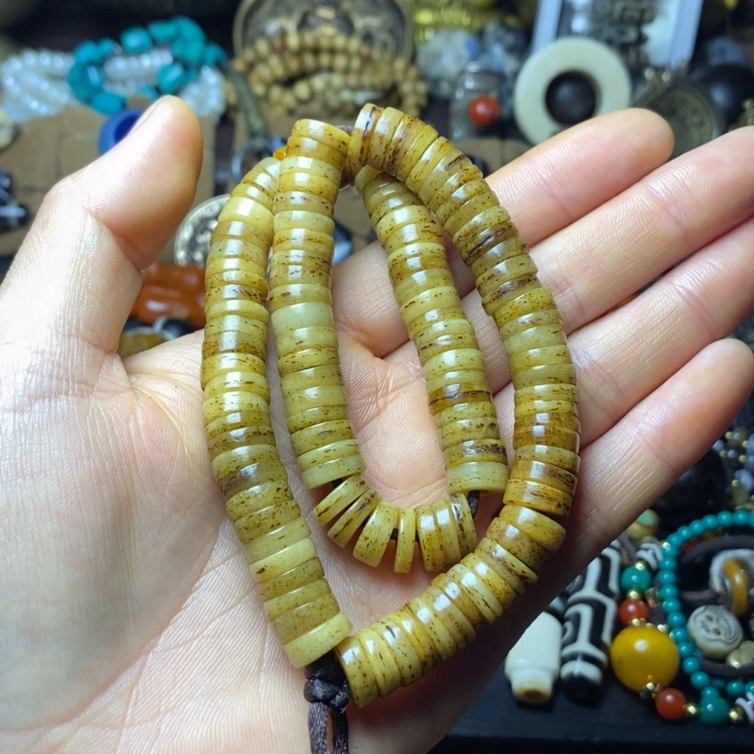 大叶紫檀（黑酸枝木类）