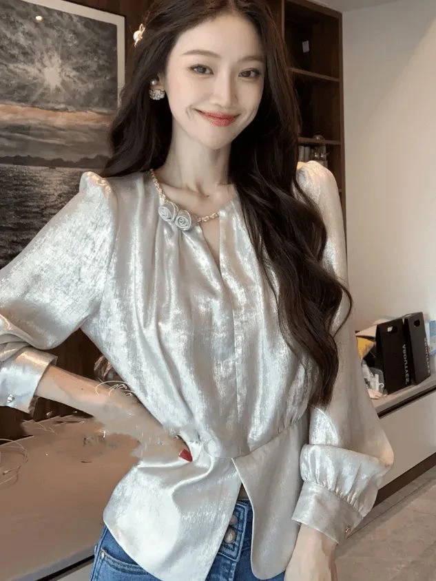 法式轻奢气质缎面长袖衬衫设计感洋气减龄显瘦小衫上衣