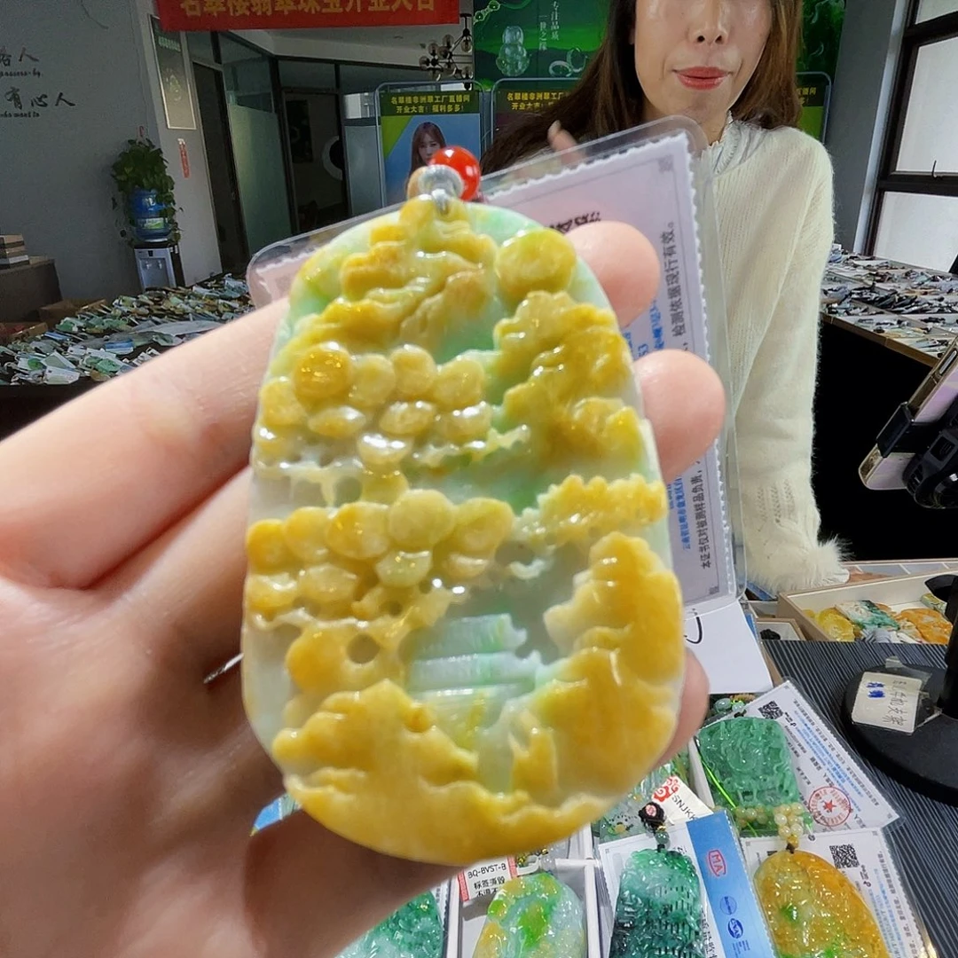 颈饰未镶嵌翡翠翡翠