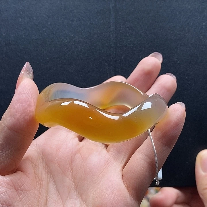 玛瑙/玉髓未镶嵌手镯55.7