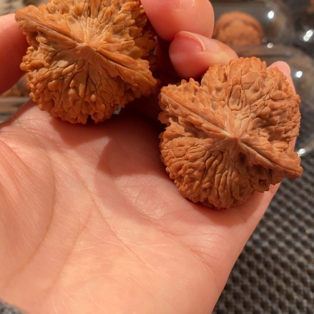 文玩核桃吊坠46全品满天星