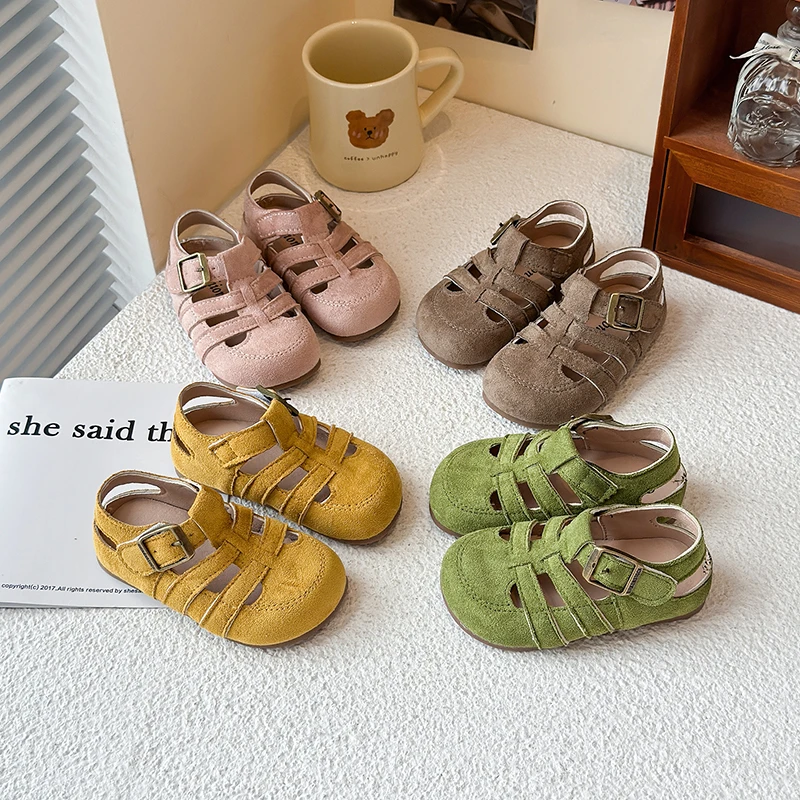 儿童韩版包头凉鞋2025夏季新款女童时尚复古百搭勃肯鞋男童沙滩鞋