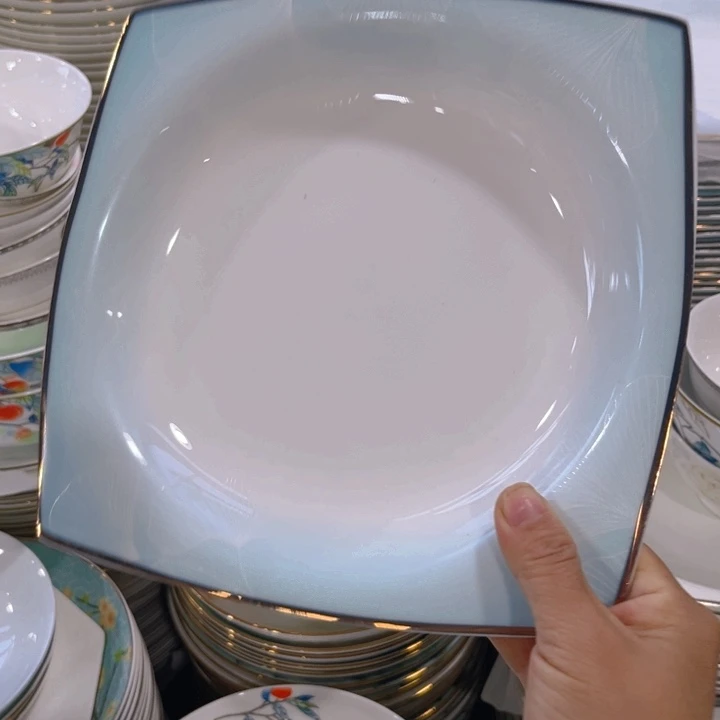 瓷片八寸方深盘四个