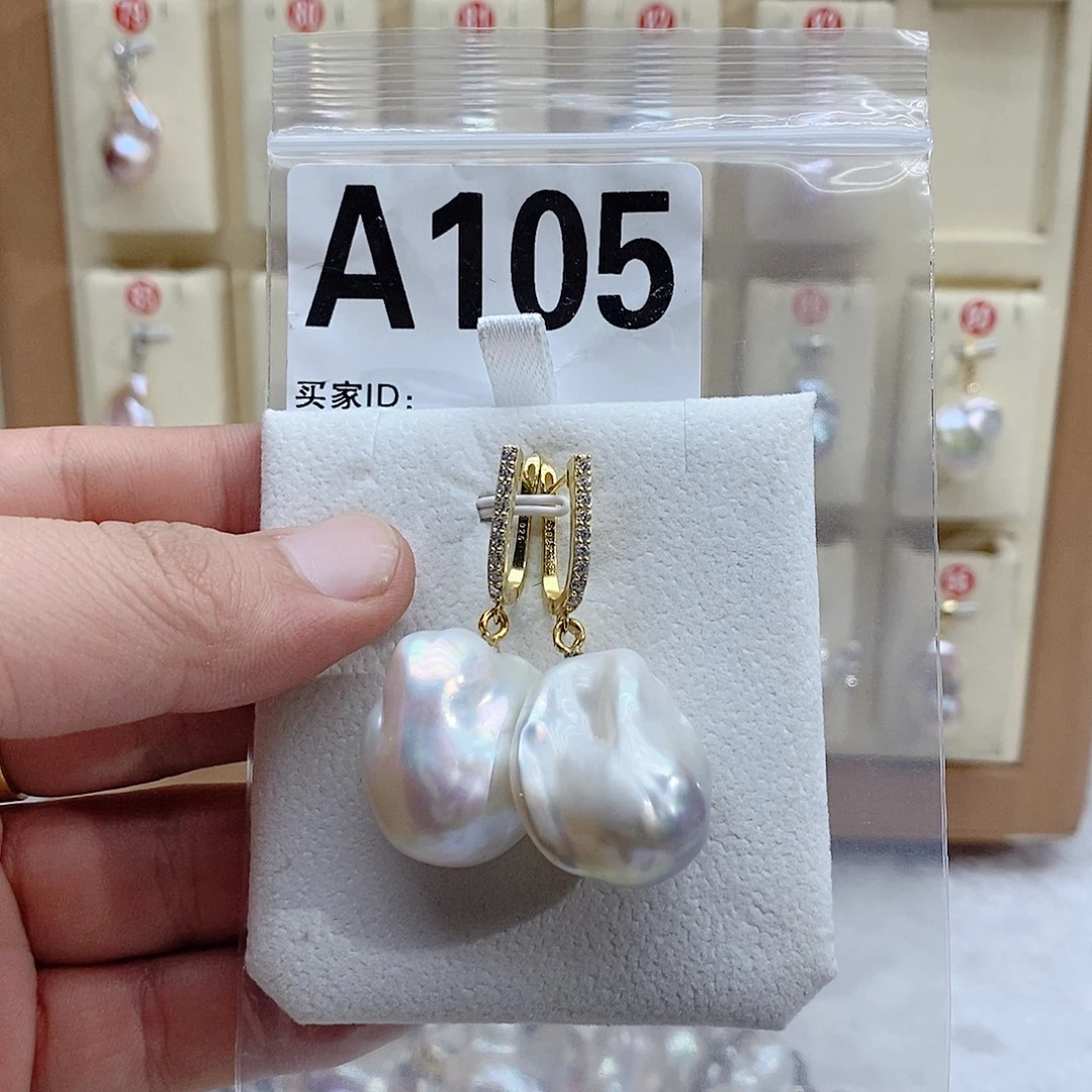 颈饰银S925镶嵌淡水珍珠