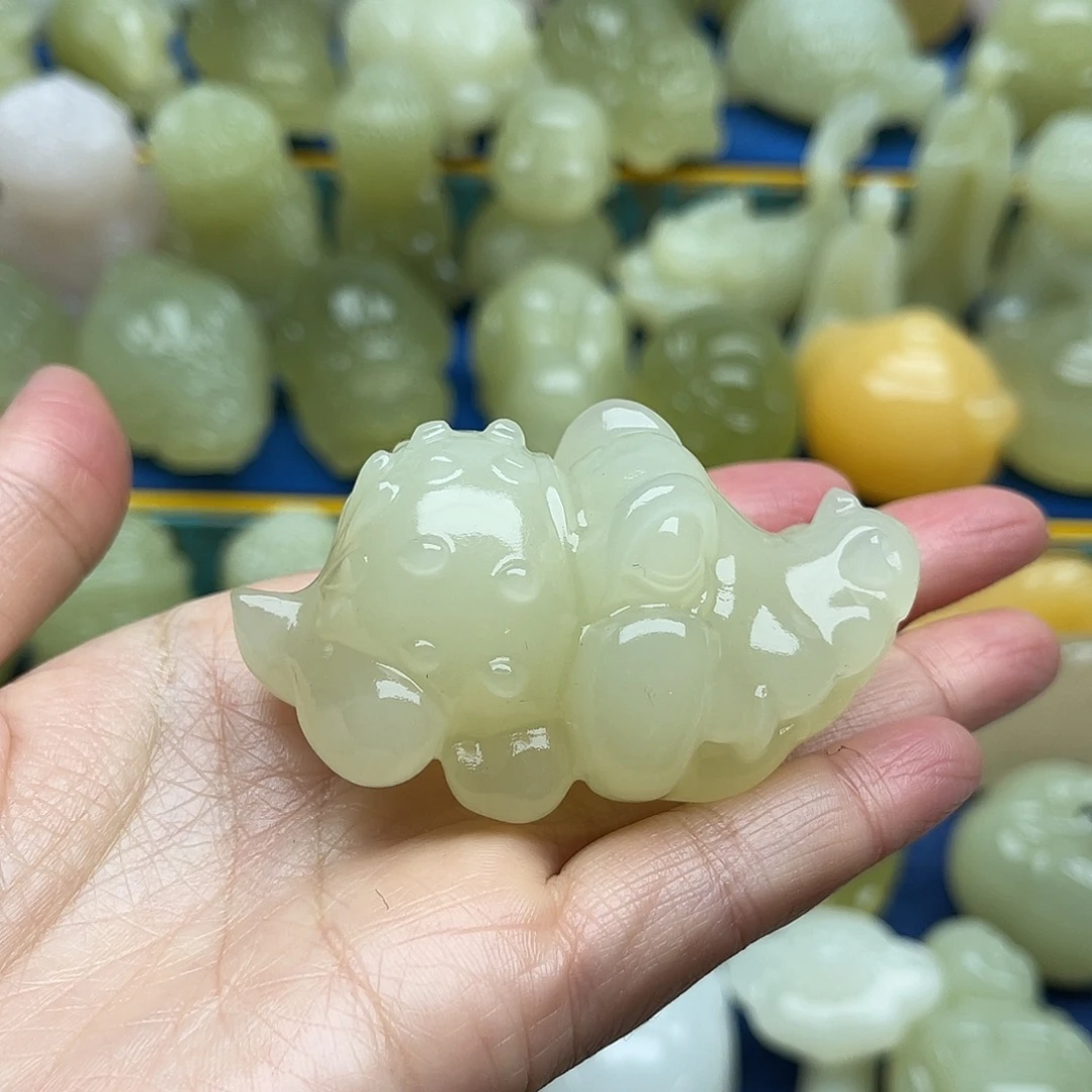 玉天然桌面小摆件