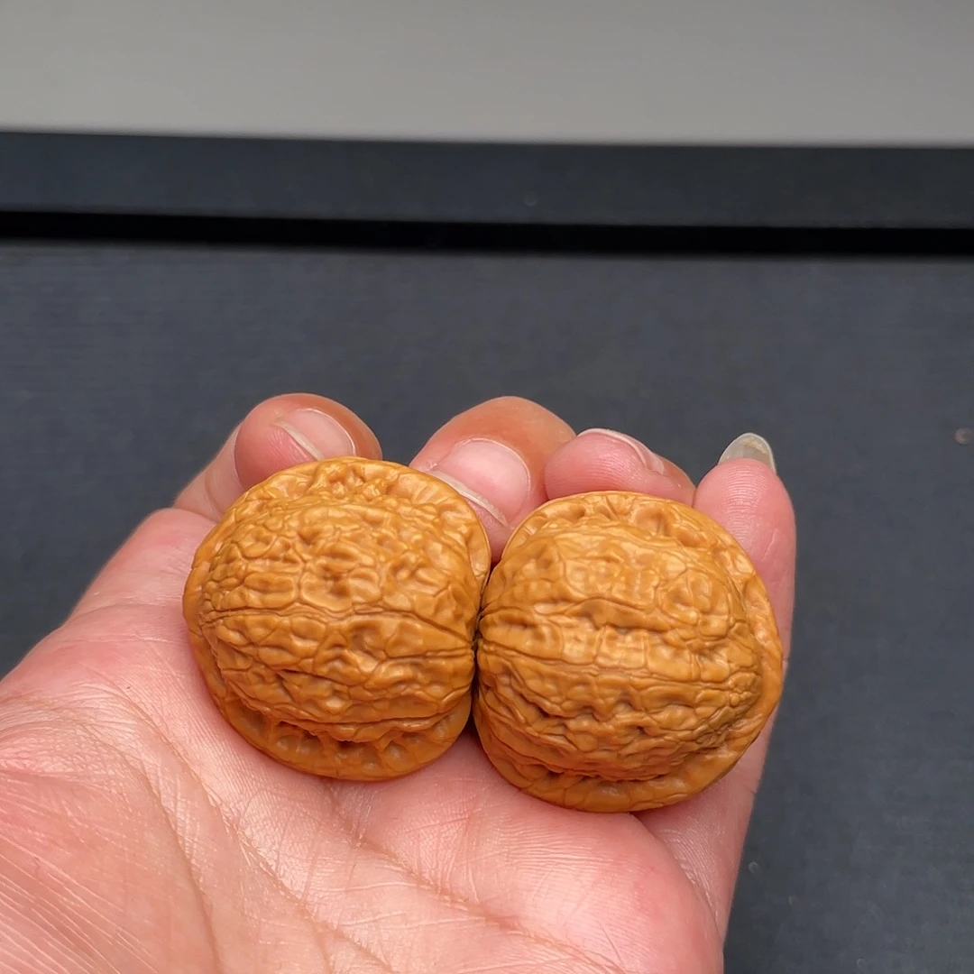 把件猴头核桃33×30野生夜明珠XM3201