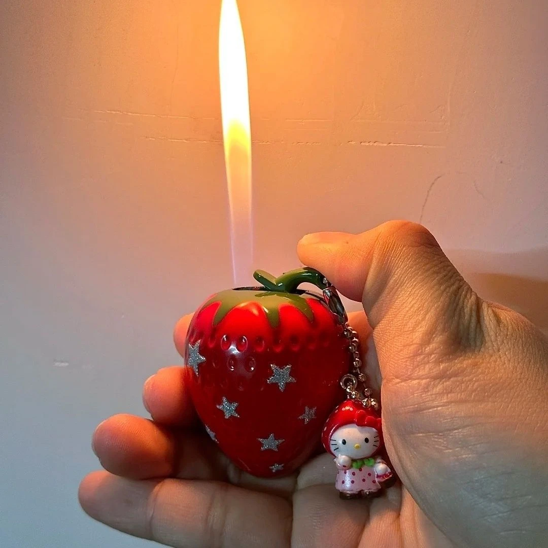 原创手作草莓hellokitty打火机可爱圣诞礼物送男女友