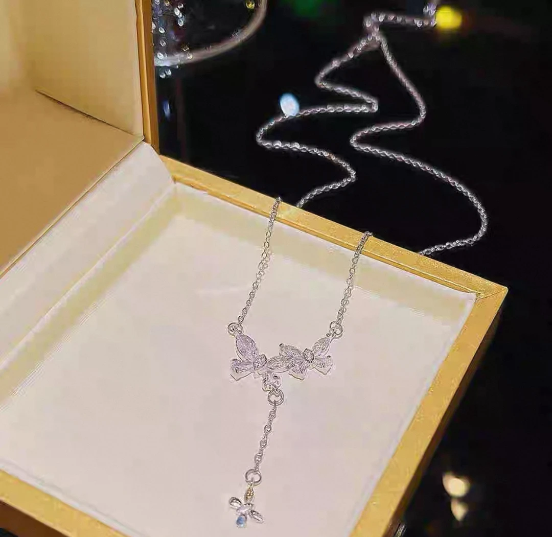 钛钢锆石项链 锆石花瓣流苏项链轻奢小众设计感颈链日韩锁骨链