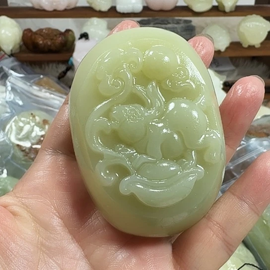 张***岩砖雕石头手把件石头手把件