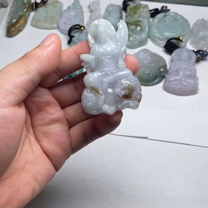 翡翠未镶嵌颈饰文殊16