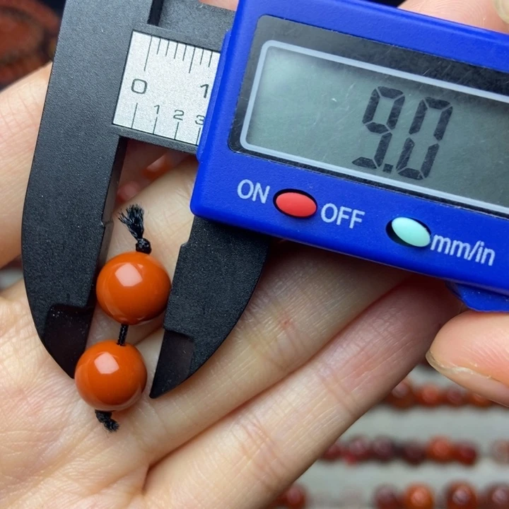 南红玛瑙配饰未镶嵌