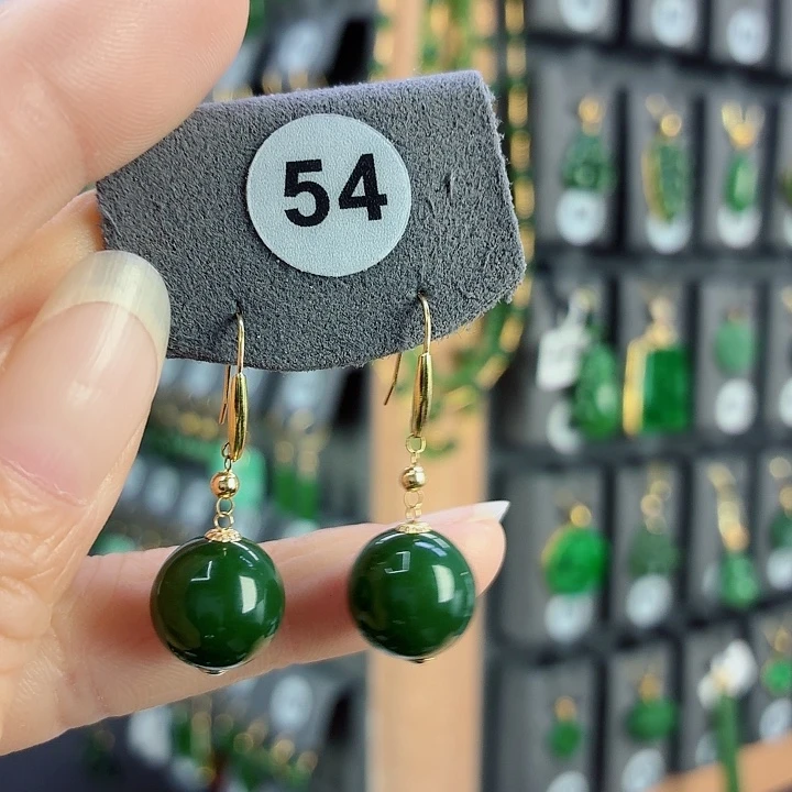 和田玉18K金镶嵌耳饰