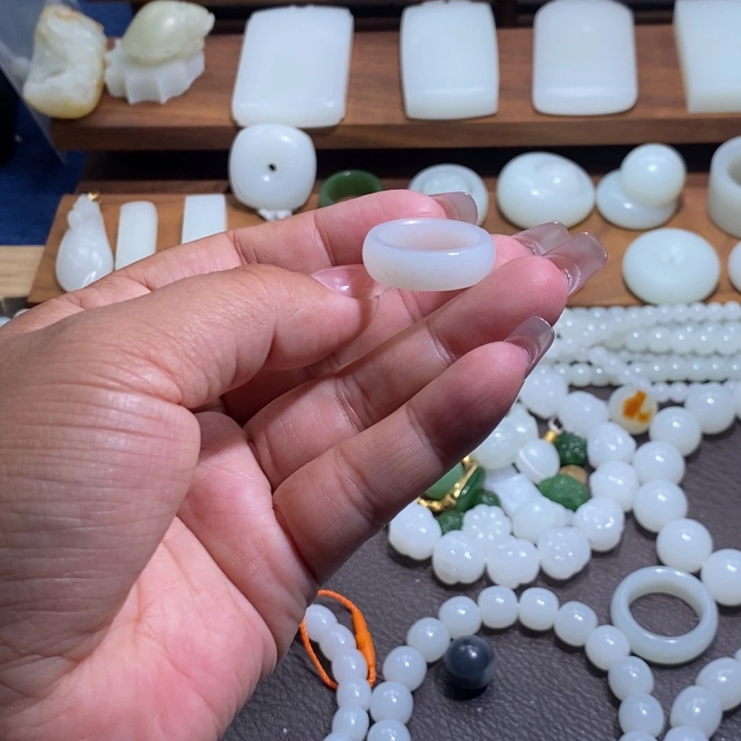 未镶嵌手链和田玉（糖玉）蘭*