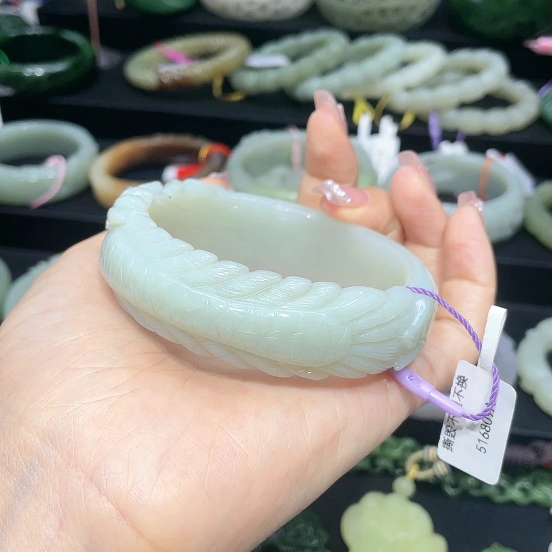 【闪购商品】和田玉手镯61圈口51未镶嵌雷