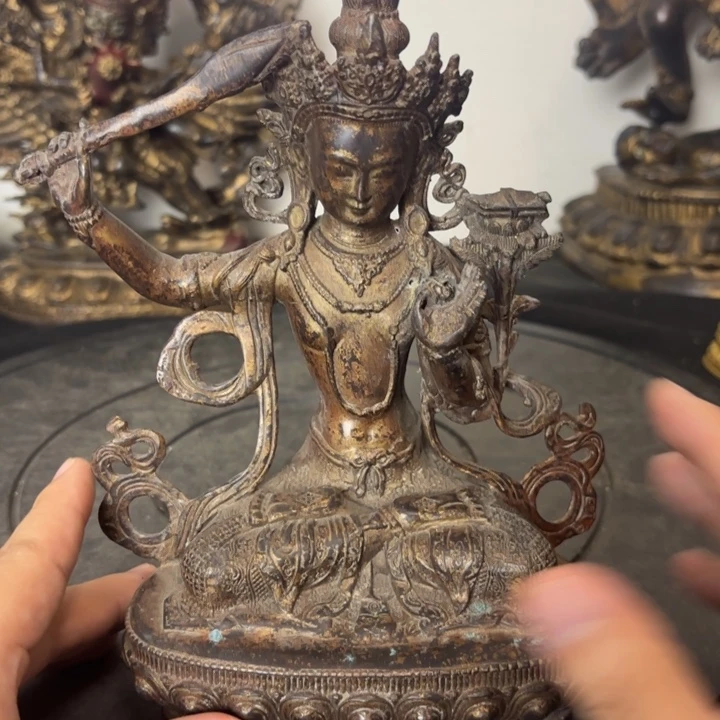 举剑文殊黄铜摆件