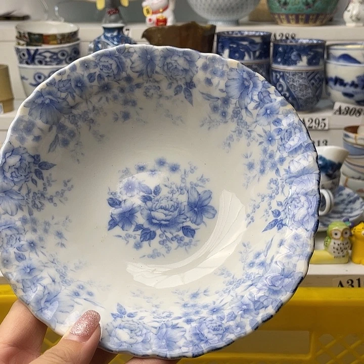 瓷片小*。哈哈哈我要看的时候他