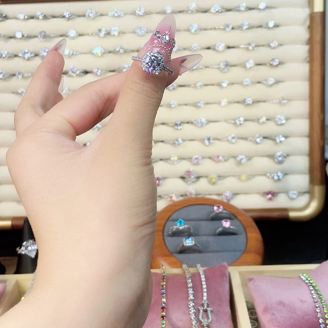 足银合成碳硅石公主方包一卡活口