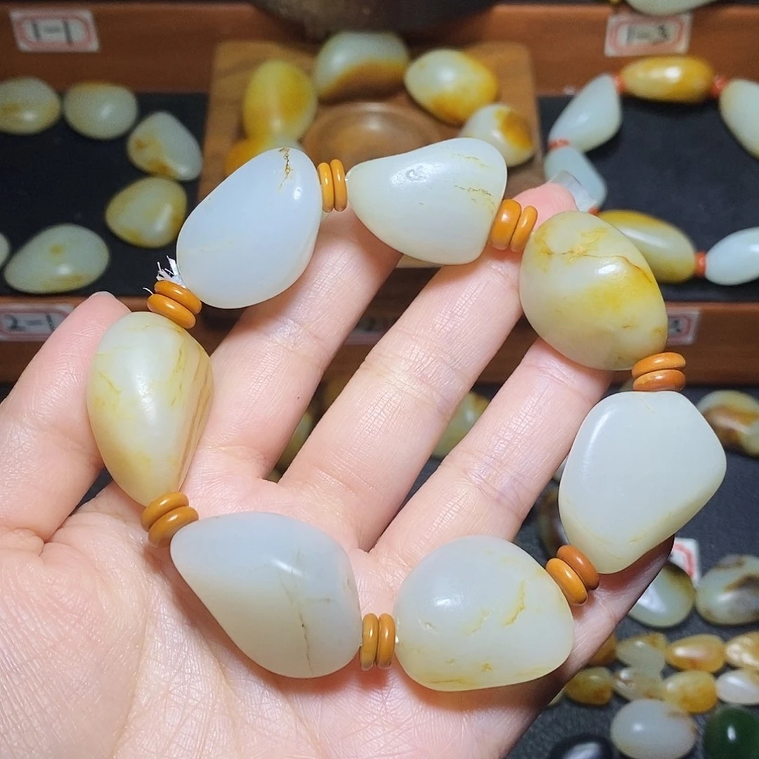 和田玉未镶嵌手链