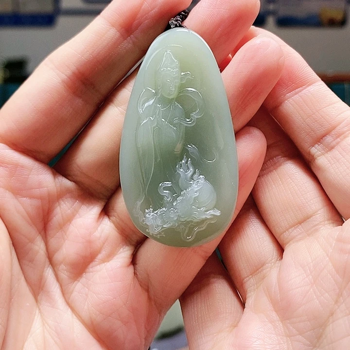 【闪购商品】颈饰未镶嵌和田玉