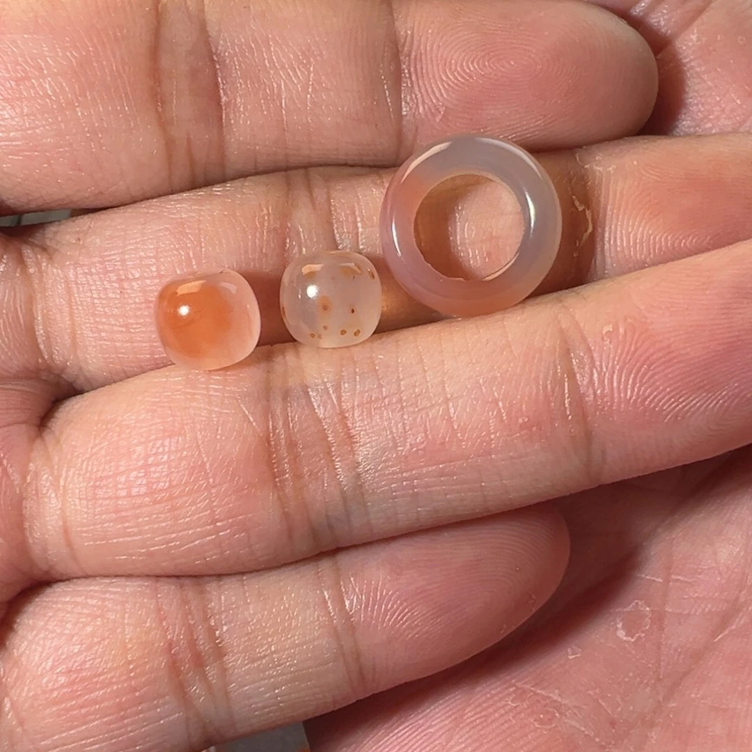 点***点未镶嵌南红玛瑙珠宝奇石冰飘老型8mm跑环内9mm