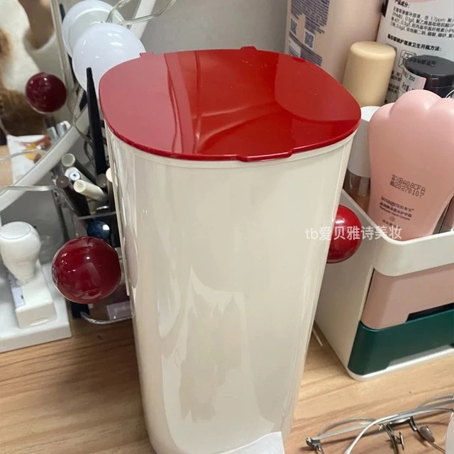 化妆刷收纳筒防尘梳妆台桌面化妆桶收纳盒眉笔口红刷子升降置物架