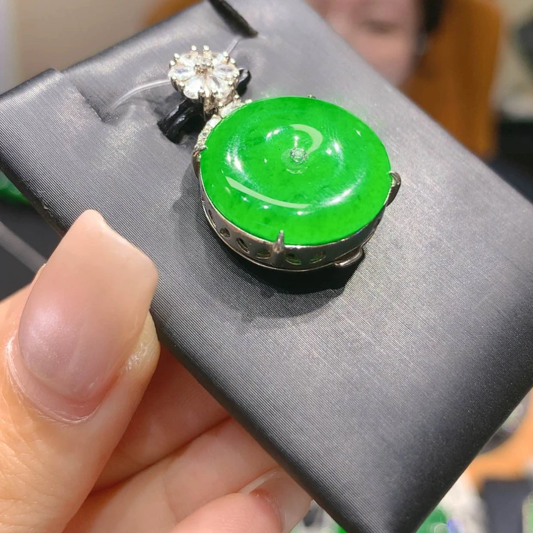 【闪购商品】颈饰银S925镶嵌翡翠6柒姐