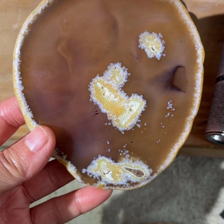 玛瑙/玉髓未镶嵌珠宝奇石